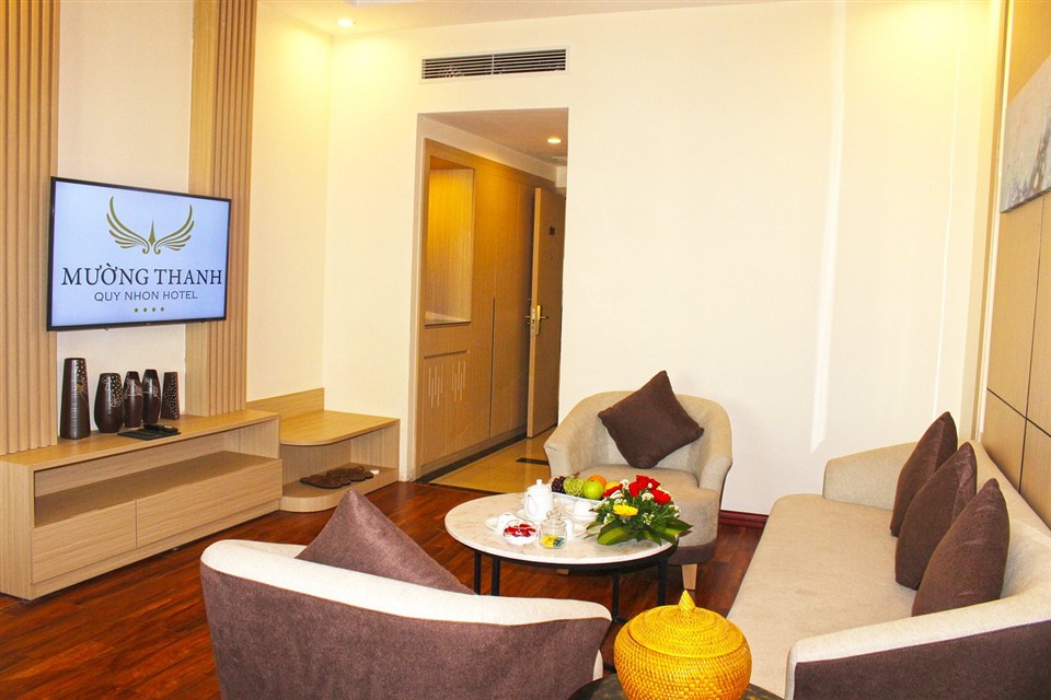 Phòng Executive Suite - Khách sạn Mường Thanh Quy Nhơn