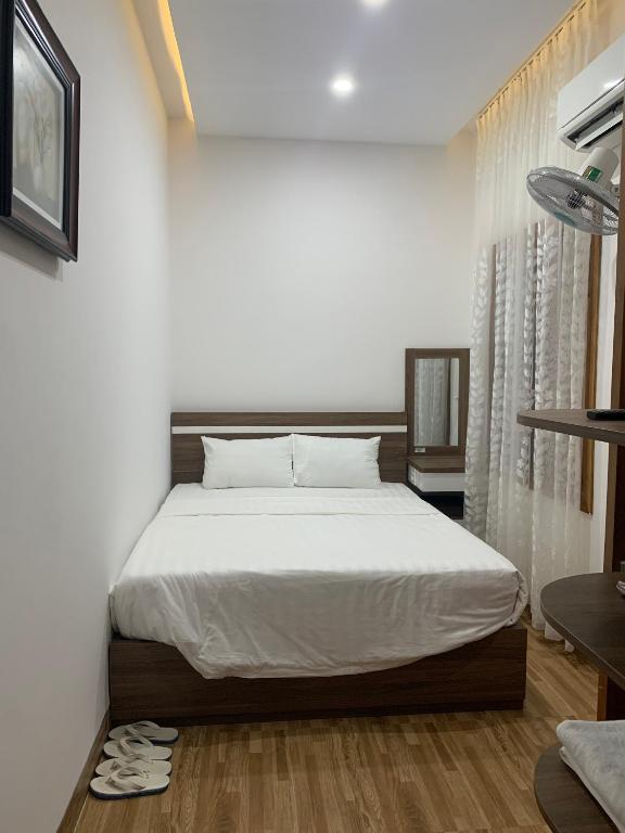 Phòng Tiêu Chuẩn Có Giường Cỡ Queen - Khách sạn Minh Hoàng Phú Yên
