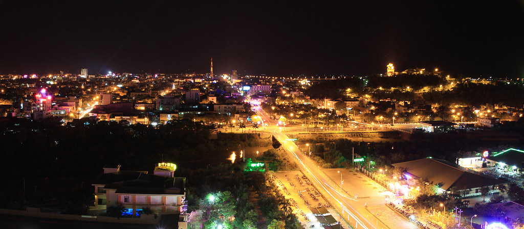 Thành Phố Tuy Hoà về đêm - Tour Phú Yên